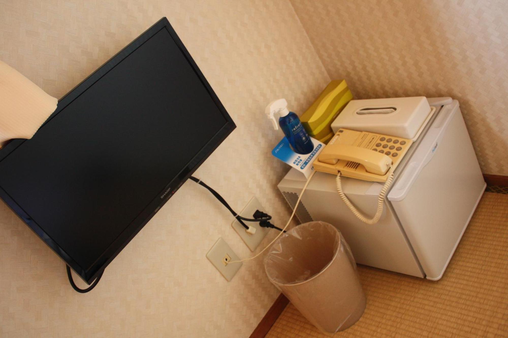 Sakuraya Hotel Hatsukaichi Room photo
